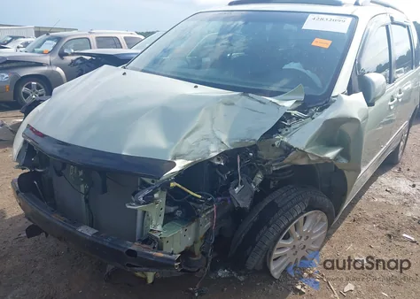 2009 Toyota Sienna Xle/Xle Limited from USA, damaged, VIN 5TDBK22C29S027667